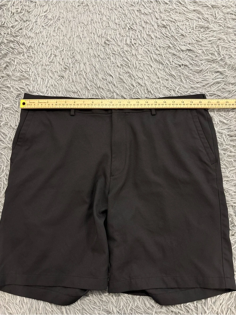 Peter Millar Crown Sport Men Black Chino Classic Shorts Size 42 Golf Performance